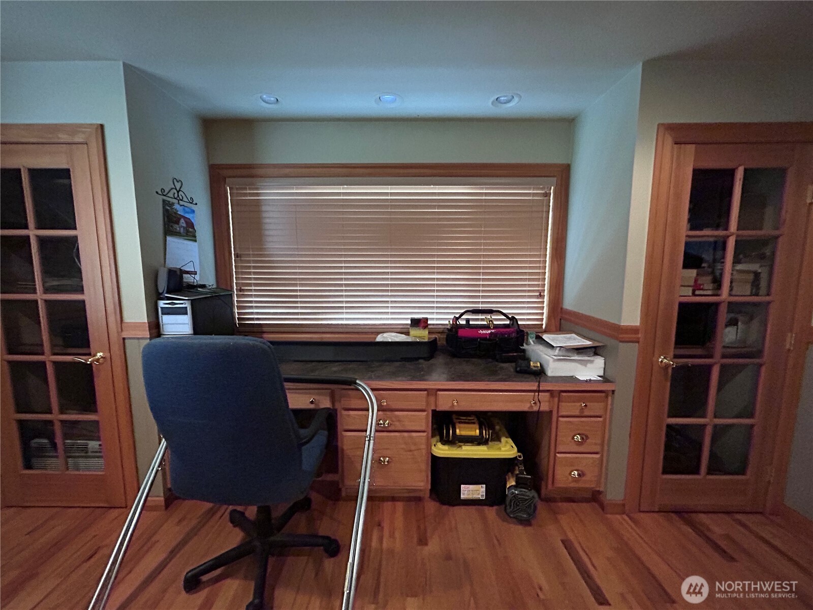 1925 Hampton Road Everson, WA 98247 - Photo 5 of 40 a view of a workspace with furniture and wooden floor