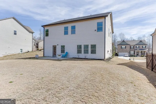 $3,200 | 7046 Lancaster Crossing, Flowery Branch, GA 30542