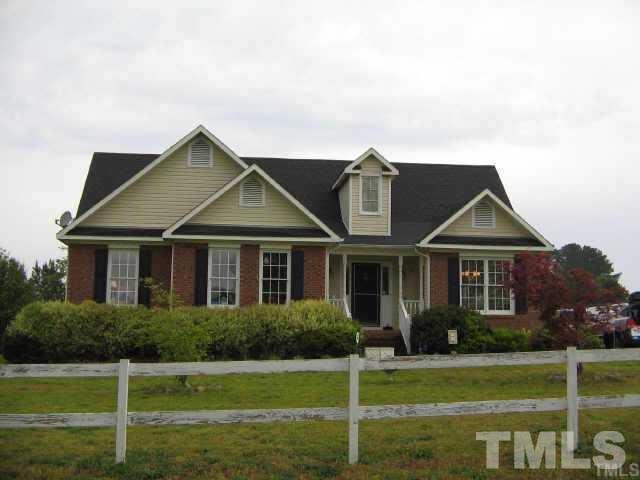 136 Rynal Drive Garner, NC 27529 - Photo 1 of 15 Gallery Image 1