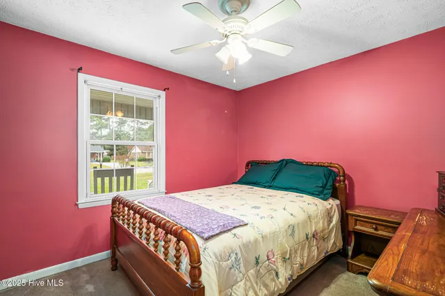 $215,000 | 214 Elm Street, Warsaw, NC 28398