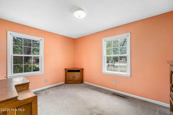$215,000 | 214 Elm Street, Warsaw, NC 28398