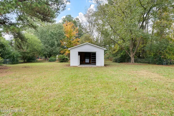 $215,000 | 214 Elm Street, Warsaw, NC 28398