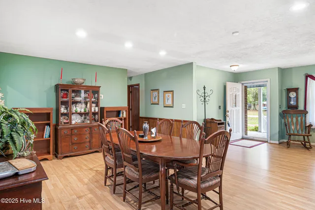 $215,000 | 214 Elm Street, Warsaw, NC 28398