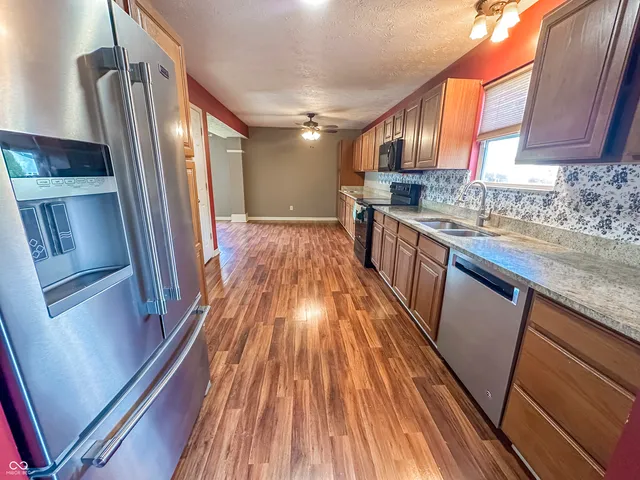 $275,000 | 5711 Thompson Park Boulevard, Indianapolis, IN 46237