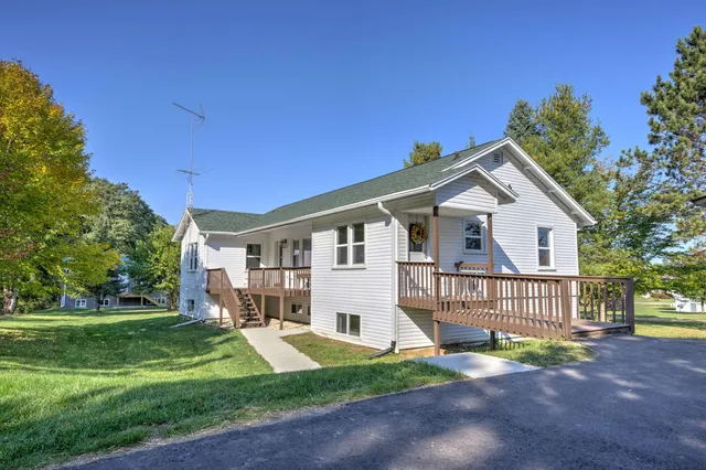 $505,000 | S5667 Old Lake Road, Baraboo, WI 53913