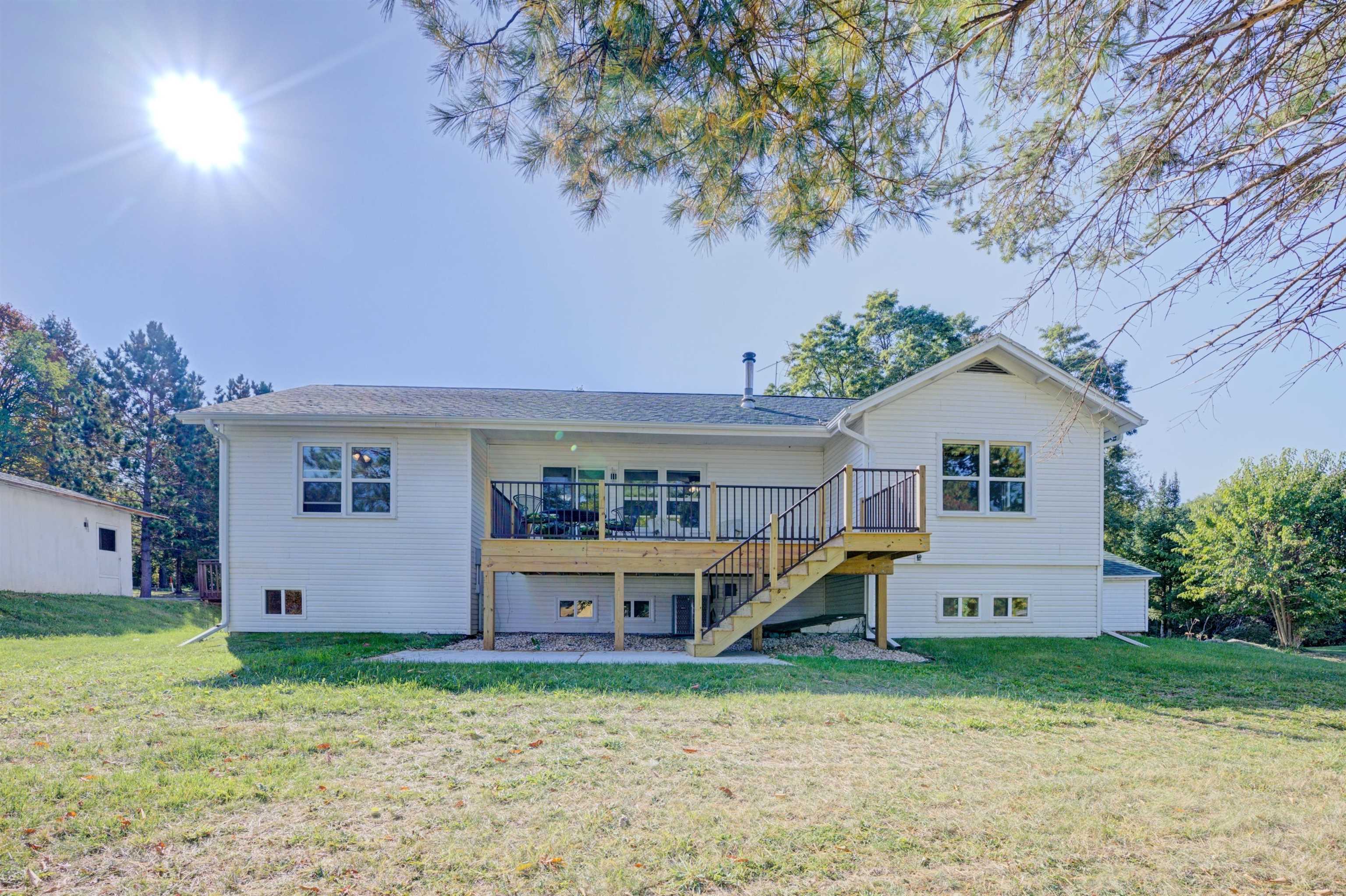 S5667 Old Lake Road Baraboo, WI 53913 - Photo 11 of 67