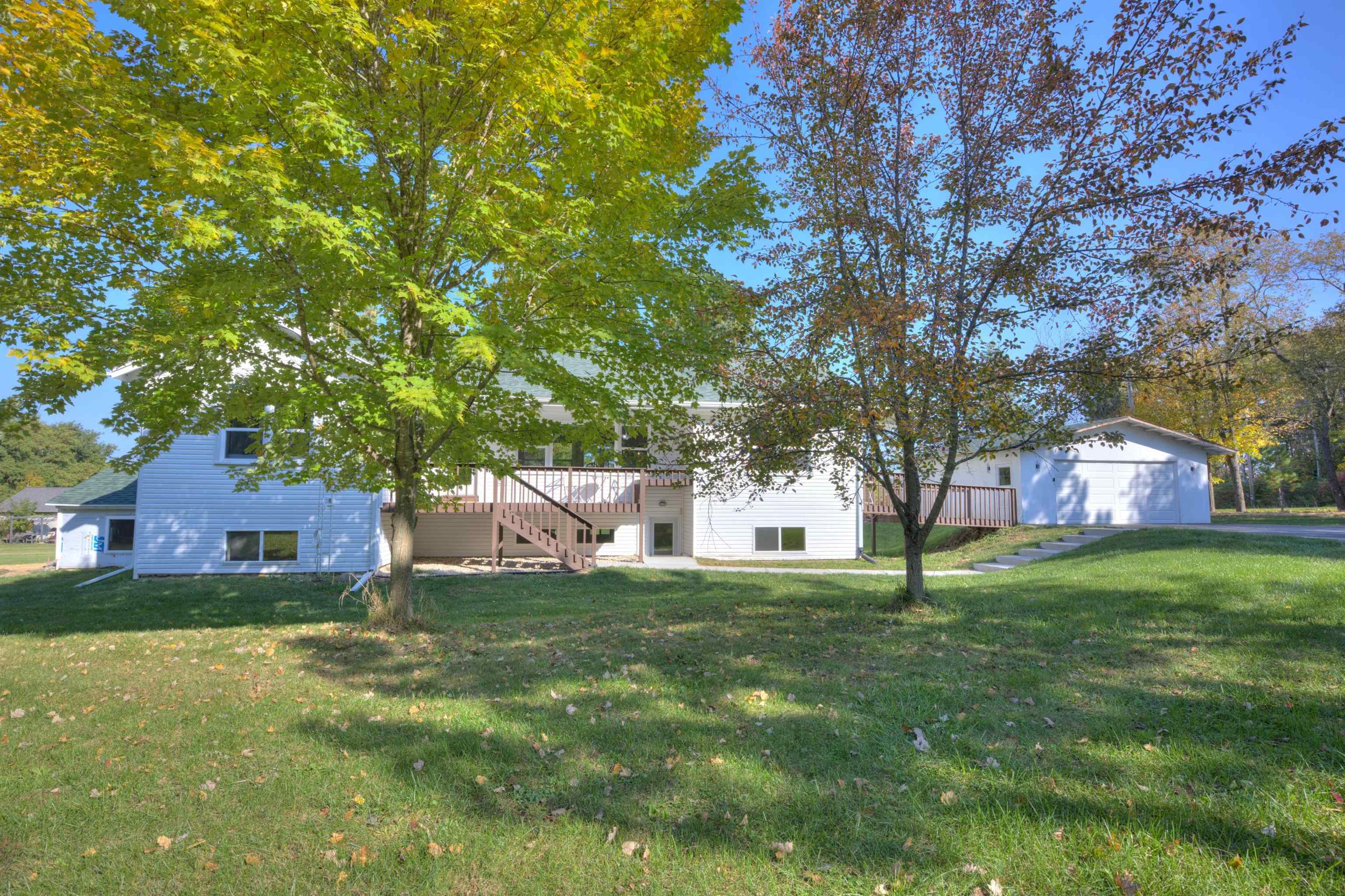 S5667 Old Lake Road Baraboo, WI 53913 - Photo 13 of 67