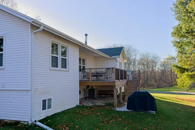 $505,000 | S5667 Old Lake Road, Baraboo, WI 53913