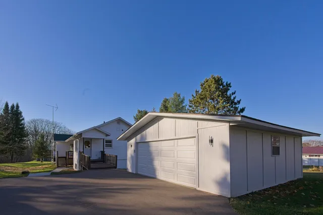 $505,000 | S5667 Old Lake Road, Baraboo, WI 53913