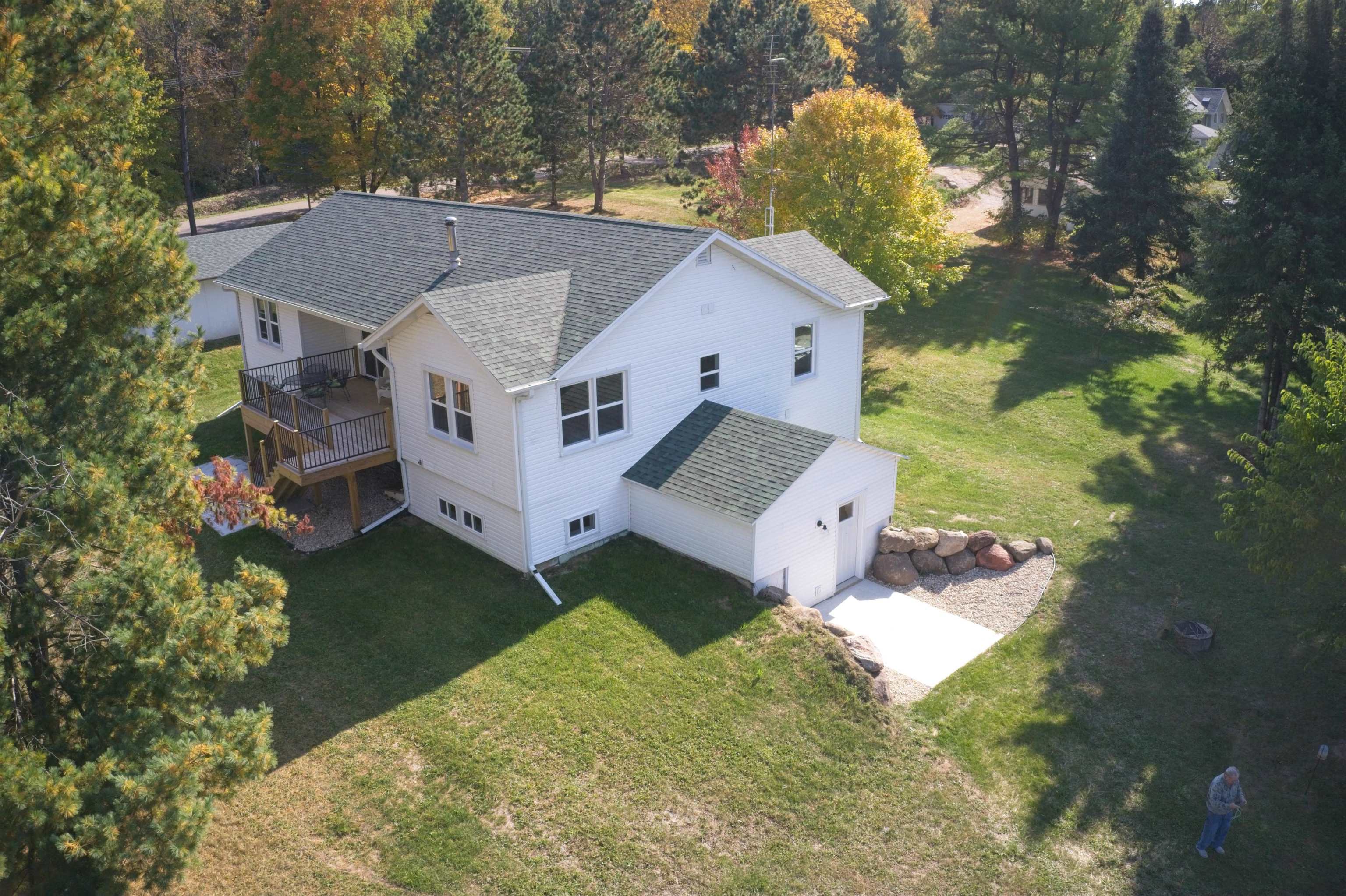 S5667 Old Lake Road Baraboo, WI 53913 - Photo 9 of 67