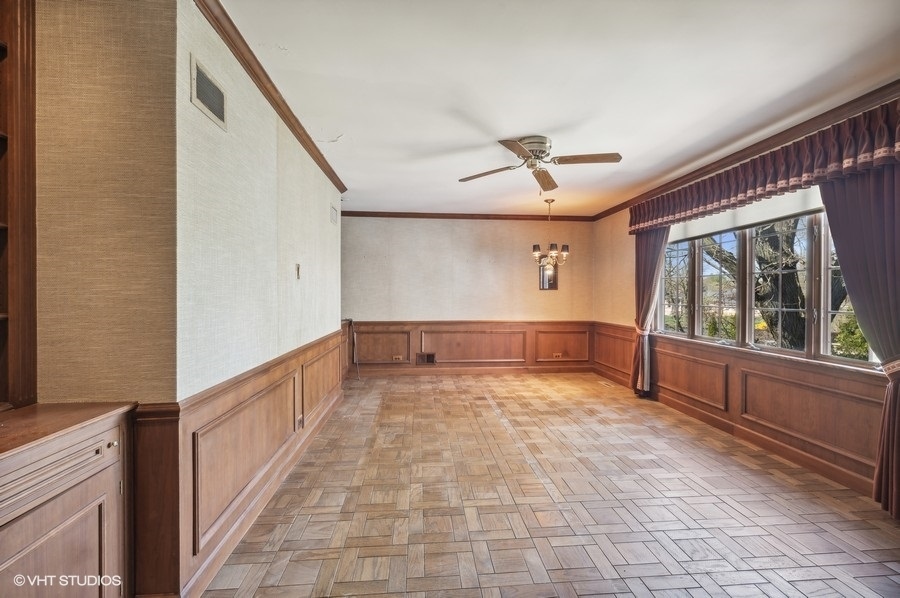 278 Longcommon Road Riverside, IL 60546 - Photo 25 of 36 a view of entryway