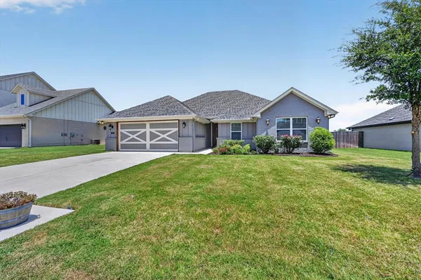 $319,900 | 218 Rees Avenue, Godley, TX 76044