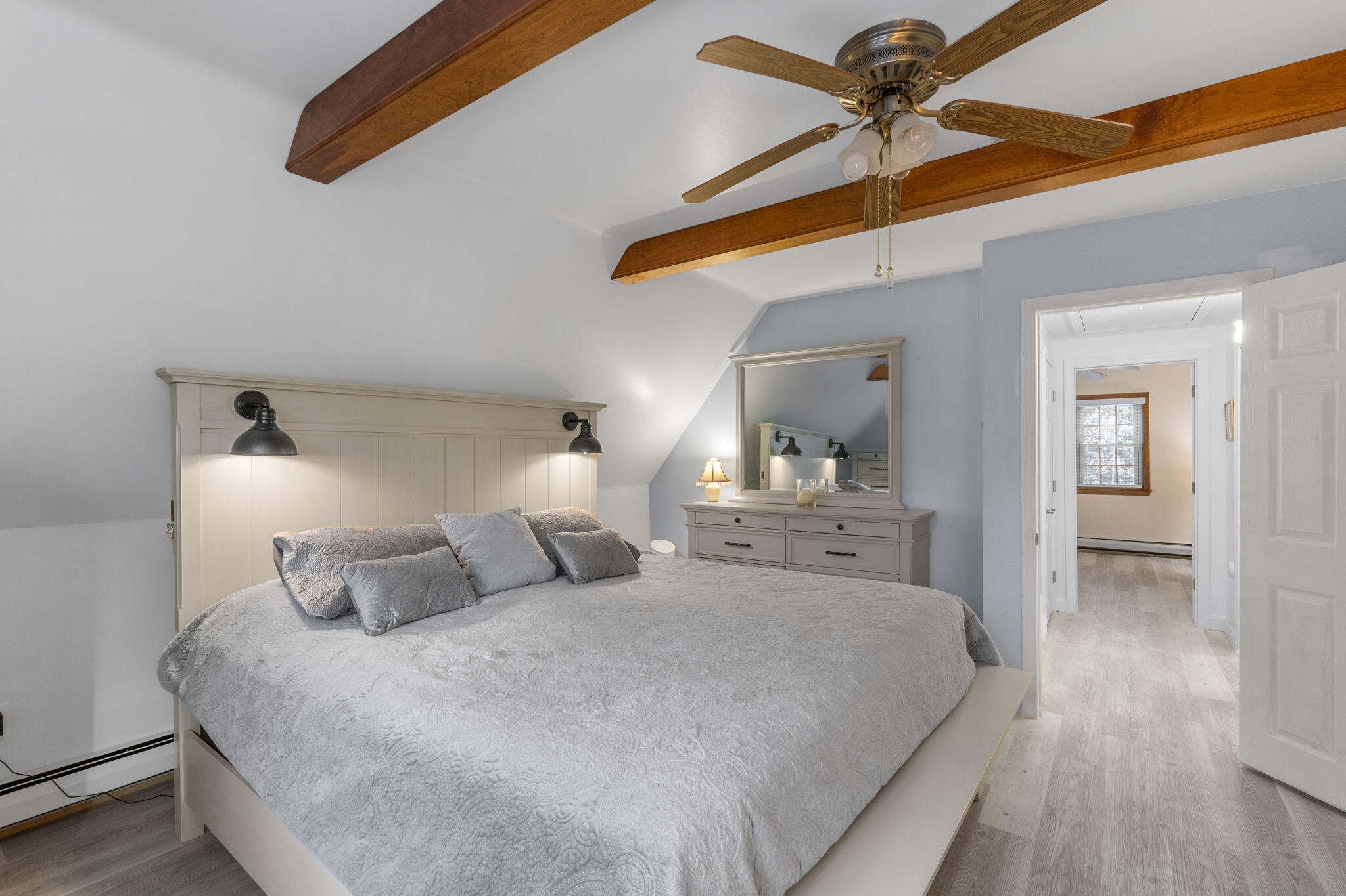 16 Bridgets Path Centerville, MA 02632 - Photo 18 of 29 primary bedroom to doorway