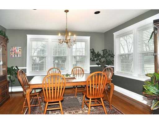 27 Haddon Hill Road Cranston, RI 02905 - Photo 4 of 12 Dining Room.