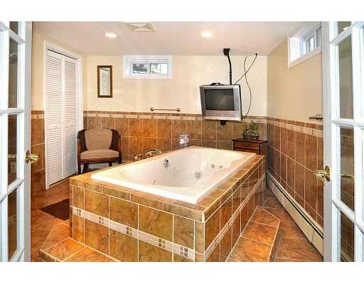 27 Haddon Hill Road Cranston, RI 02905 - Photo 6 of 12 Master Bath/Spa. bathroom on the 2nd floor...