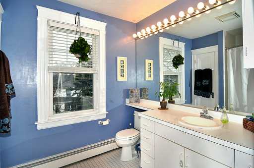 27 Haddon Hill Road Cranston, RI 02905 - Photo 9 of 12 Other. Bathroom on the 2nd floor...