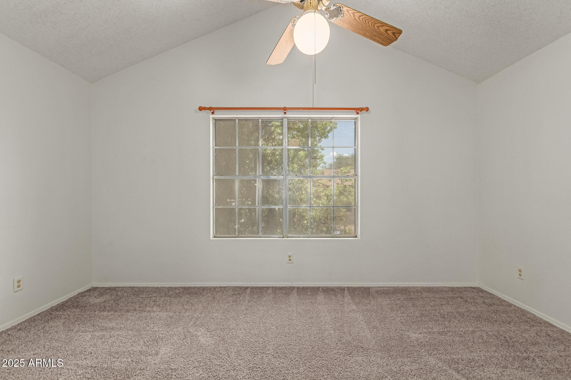 7977 West Wacker Road, Unit 244 Peoria, AZ 85381 - Photo 15 of 34 an empty room with a window