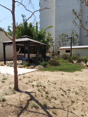 $2,220 | 340 South Mesa Street, San Pedro, CA 90731