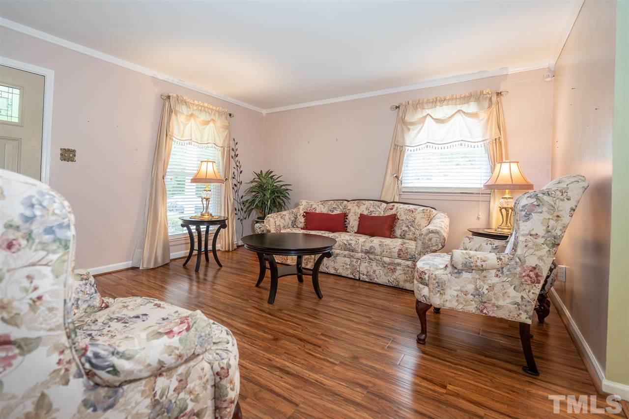 212 Lynn Road Durham, NC 27703 - Photo 2 of 17 Gallery Image 2