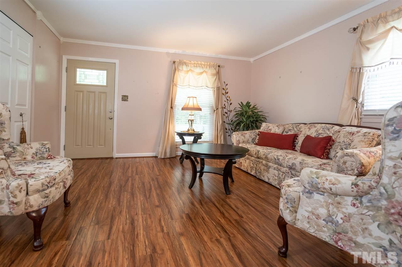 212 Lynn Road Durham, NC 27703 - Photo 4 of 17 Gallery Image 4