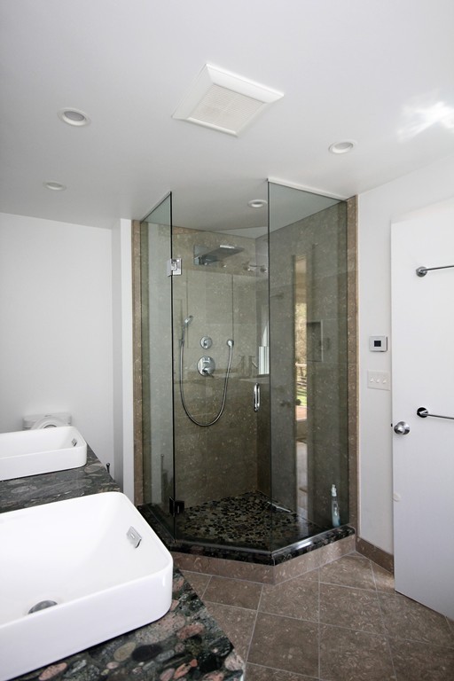 559 Chase Road Dartmouth, MA 02747 - Photo 16 of 22 Gallery Image 16