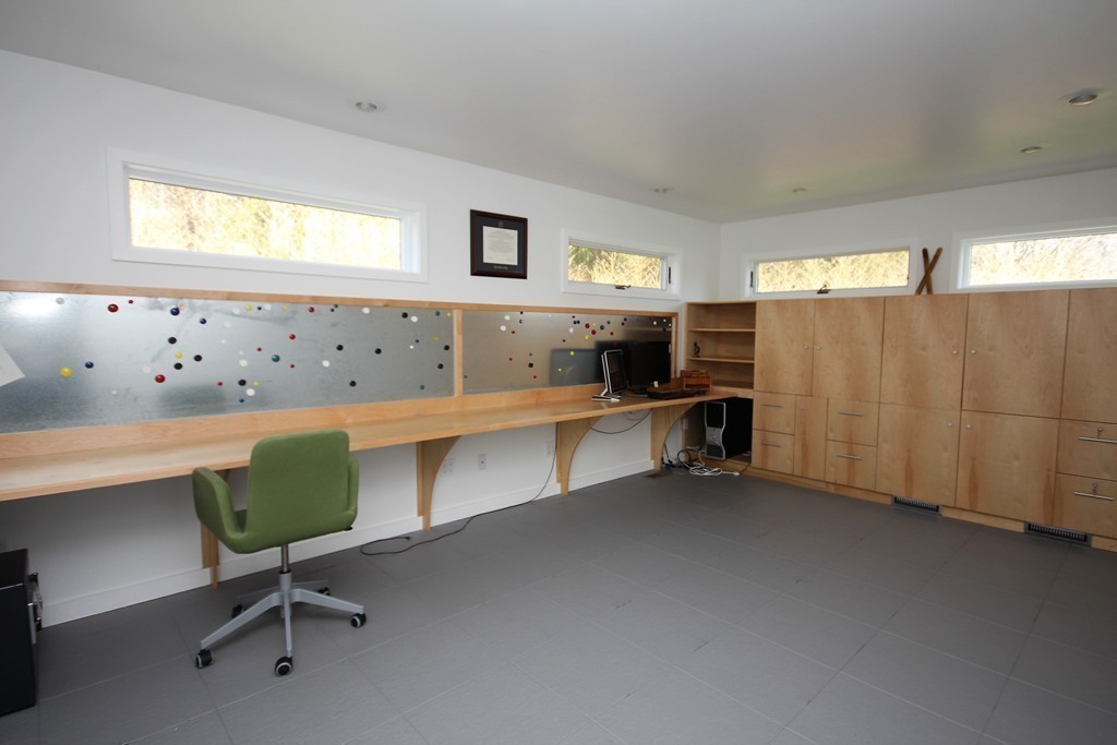 559 Chase Road Dartmouth, MA 02747 - Photo 17 of 22 Gallery Image 17