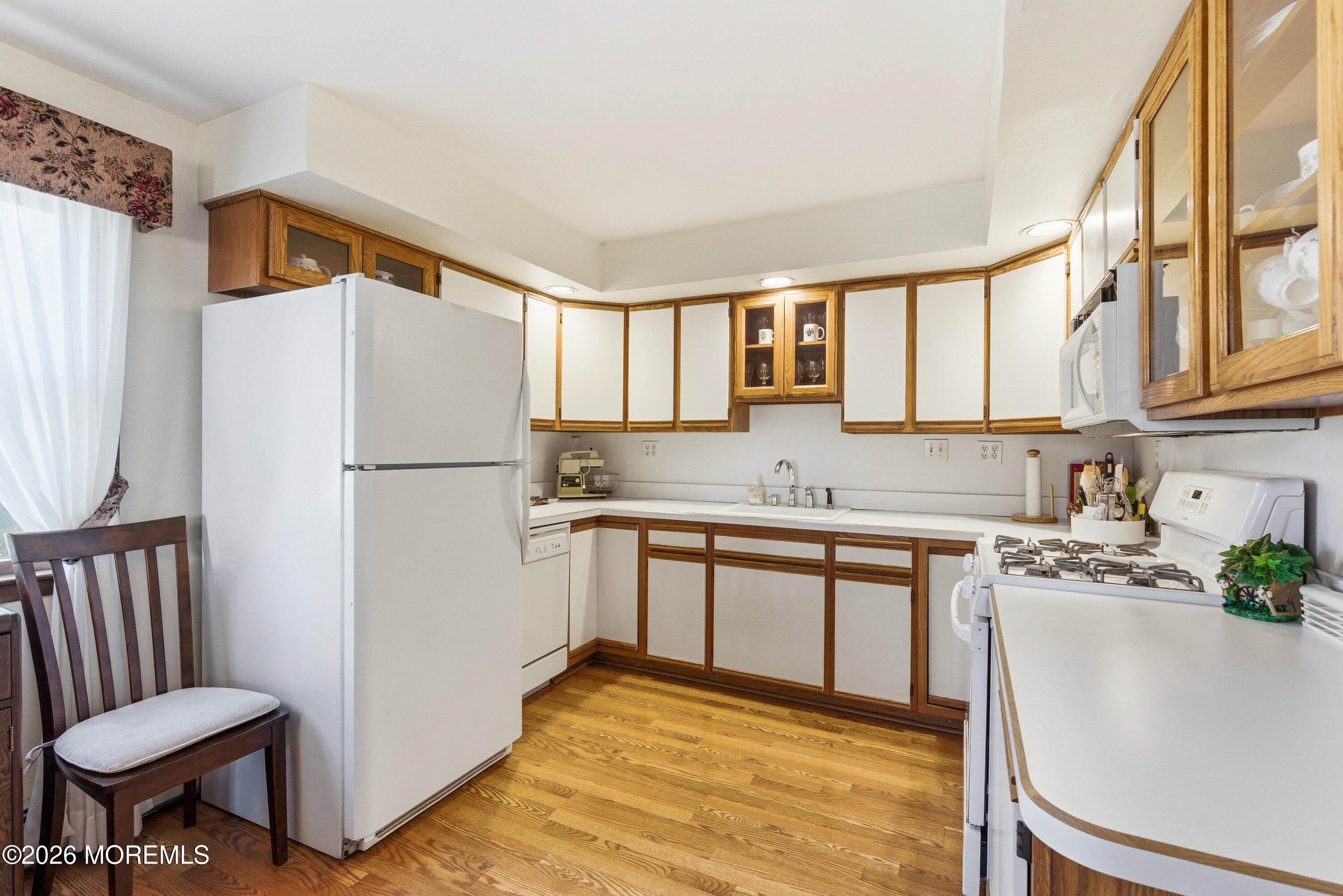 120 Whalepond Road Oakhurst, NJ 07755 - Photo 32 of 42 056