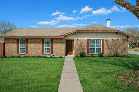 $279,000 | 715 Orchard Court, Duncanville, TX 75137