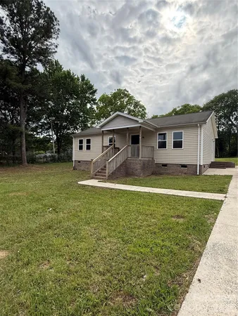 $1,250 | 815 Hill Street, Albemarle, NC 28001