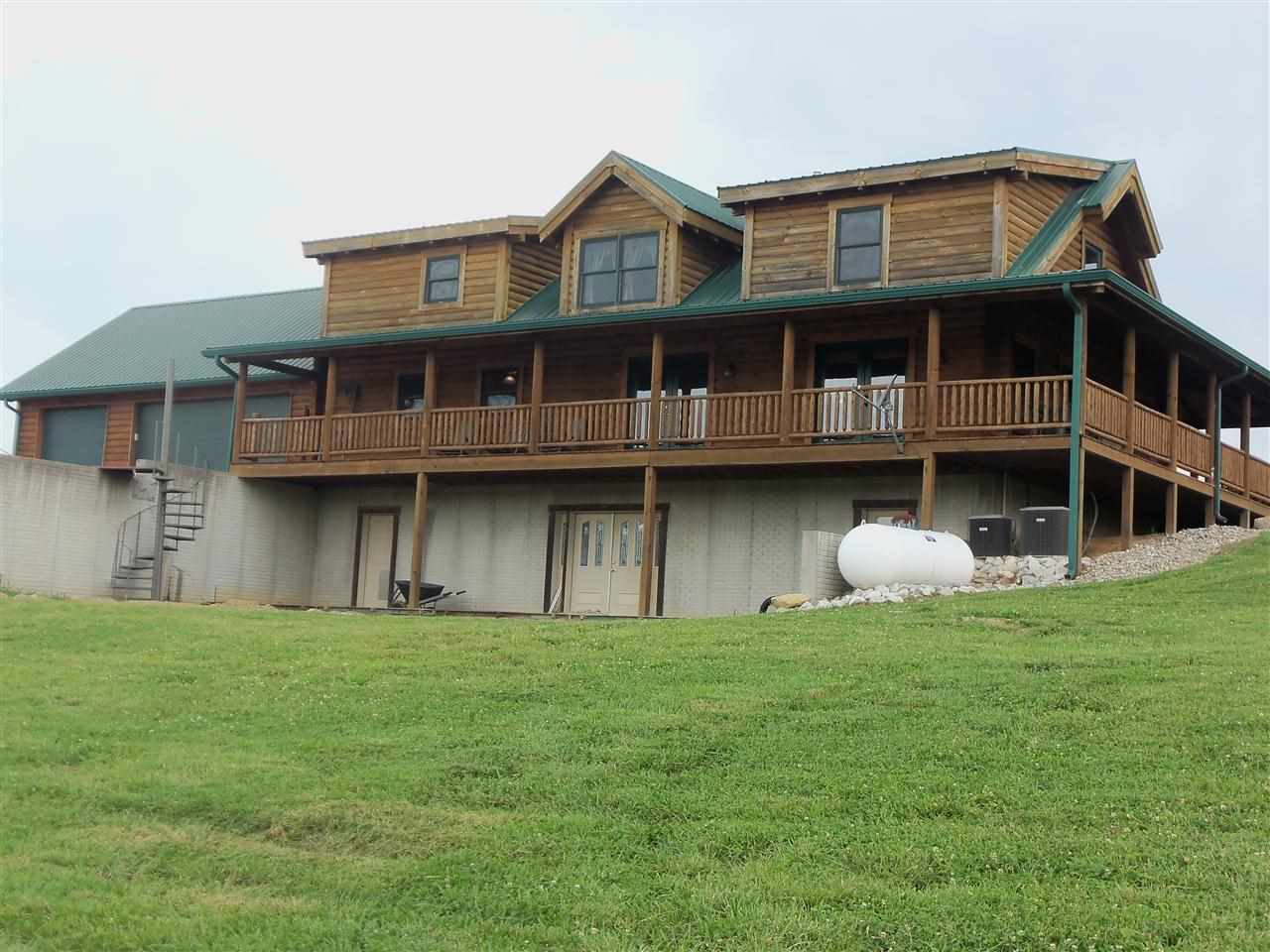580 Washington Road Wheatland, IN 47597 - Photo 3 of 28