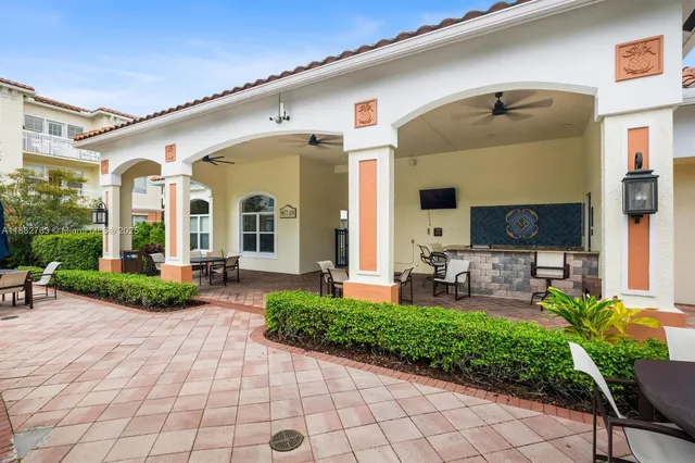 $1,900 | 9833 Baywinds Boulevard, Unit 7203, West Palm Beach, FL 33411