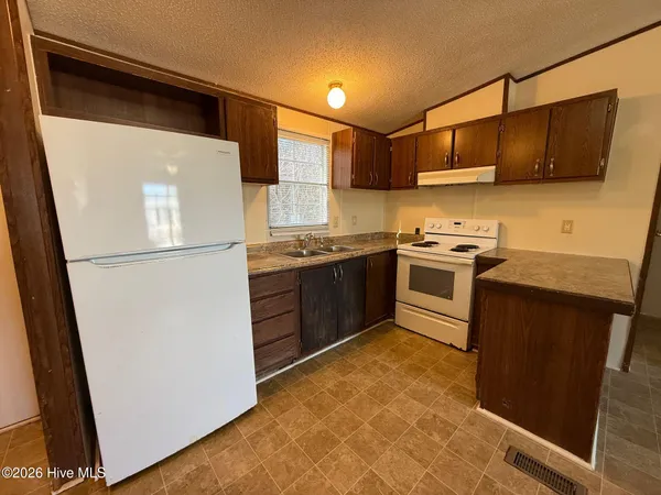 $1,025 | 113 Barbour Road, Unit 5, Hubert, NC 28539