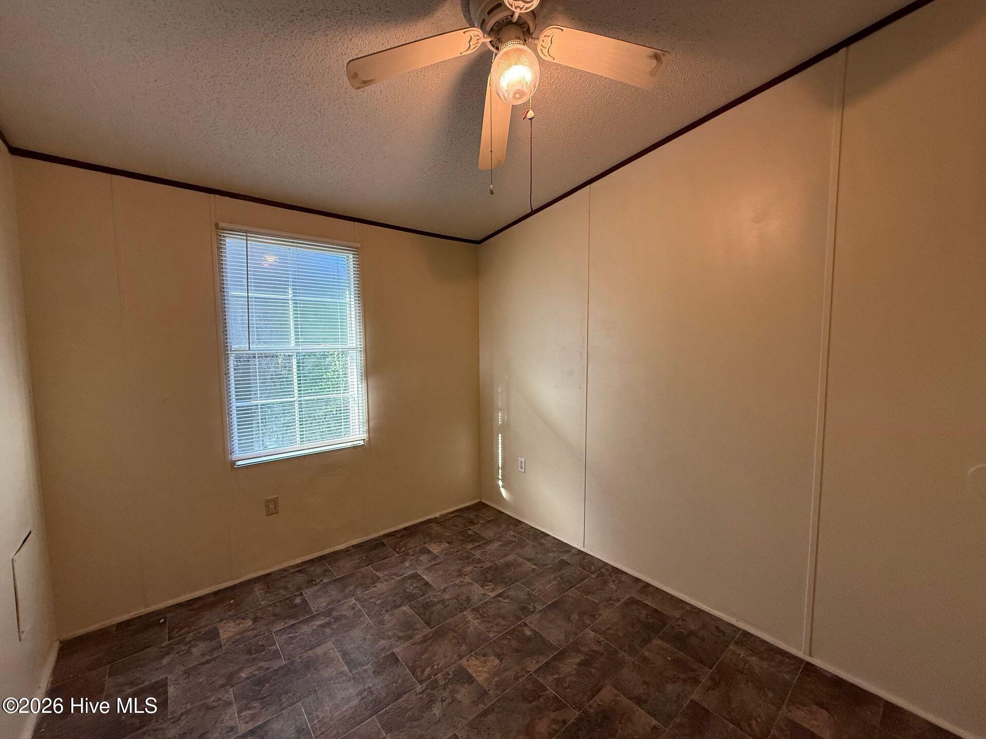 113 Barbour Road, Unit 5 Hubert, NC 28539 - Photo 8 of 10 bedroom....