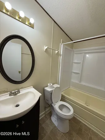 $1,025 | 113 Barbour Road, Unit 5, Hubert, NC 28539