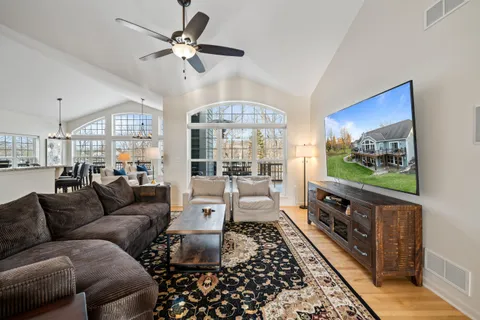 $1,250,000 | 1055 Geneva National Avenue North, Unit 1403, Geneva, WI 53147