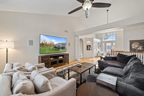 $1,250,000 | 1055 Geneva National Avenue North, Unit 1403, Geneva, WI 53147