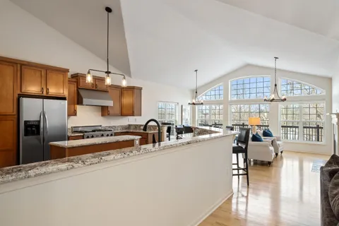 $1,250,000 | 1055 Geneva National Avenue North, Unit 1403, Geneva, WI 53147