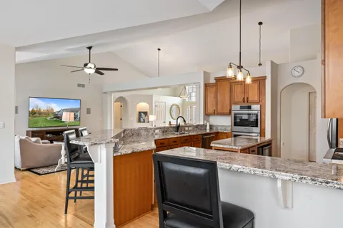 $1,250,000 | 1055 Geneva National Avenue North, Unit 1403, Geneva, WI 53147