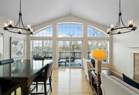 $1,250,000 | 1055 Geneva National Avenue North, Unit 1403, Geneva, WI 53147