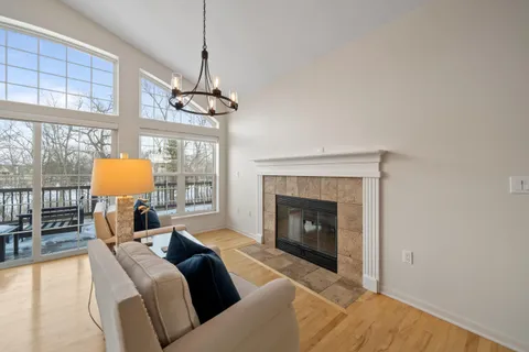 $1,250,000 | 1055 Geneva National Avenue North, Unit 1403, Geneva, WI 53147