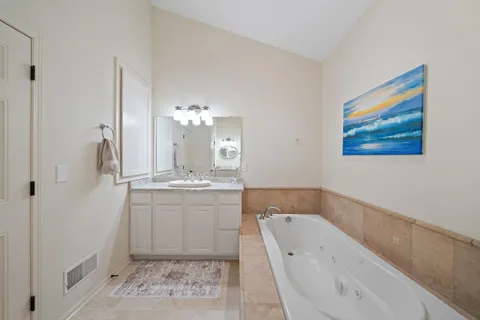 $1,250,000 | 1055 Geneva National Avenue North, Unit 1403, Geneva, WI 53147