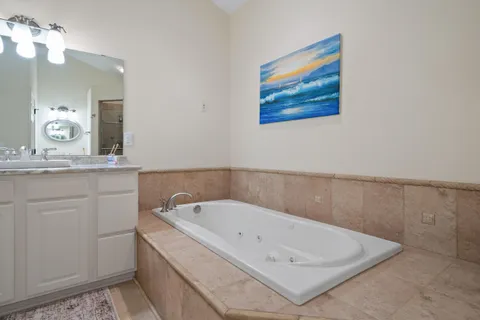 $1,250,000 | 1055 Geneva National Avenue North, Unit 1403, Geneva, WI 53147