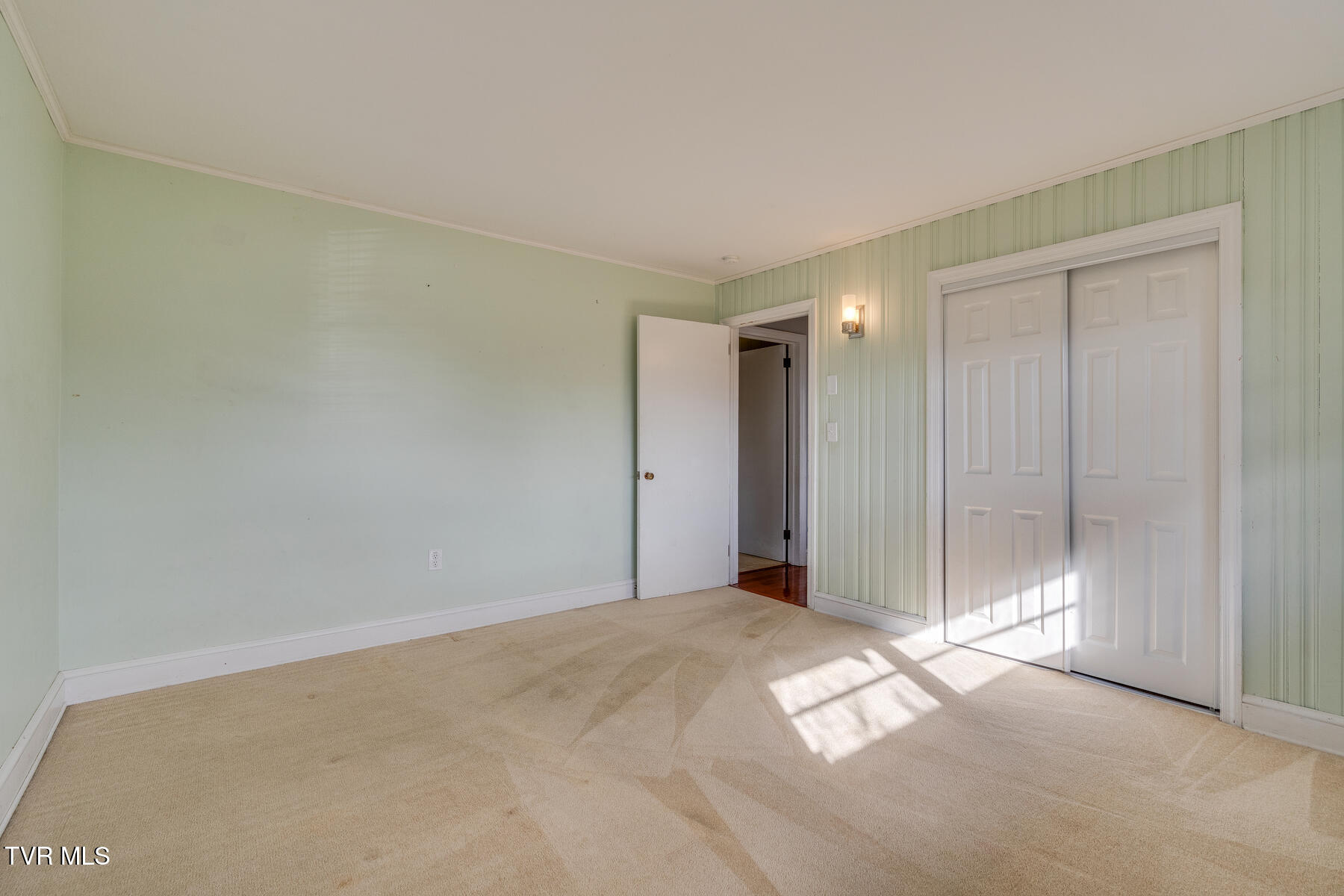 1909 Fairoaks Road Kingsport, TN 37664 - Photo 23 of 35 023