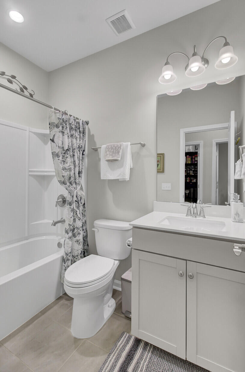 138 Hayworth Road Summerville, SC 29486 - Photo 28 of 60 34_34_mls