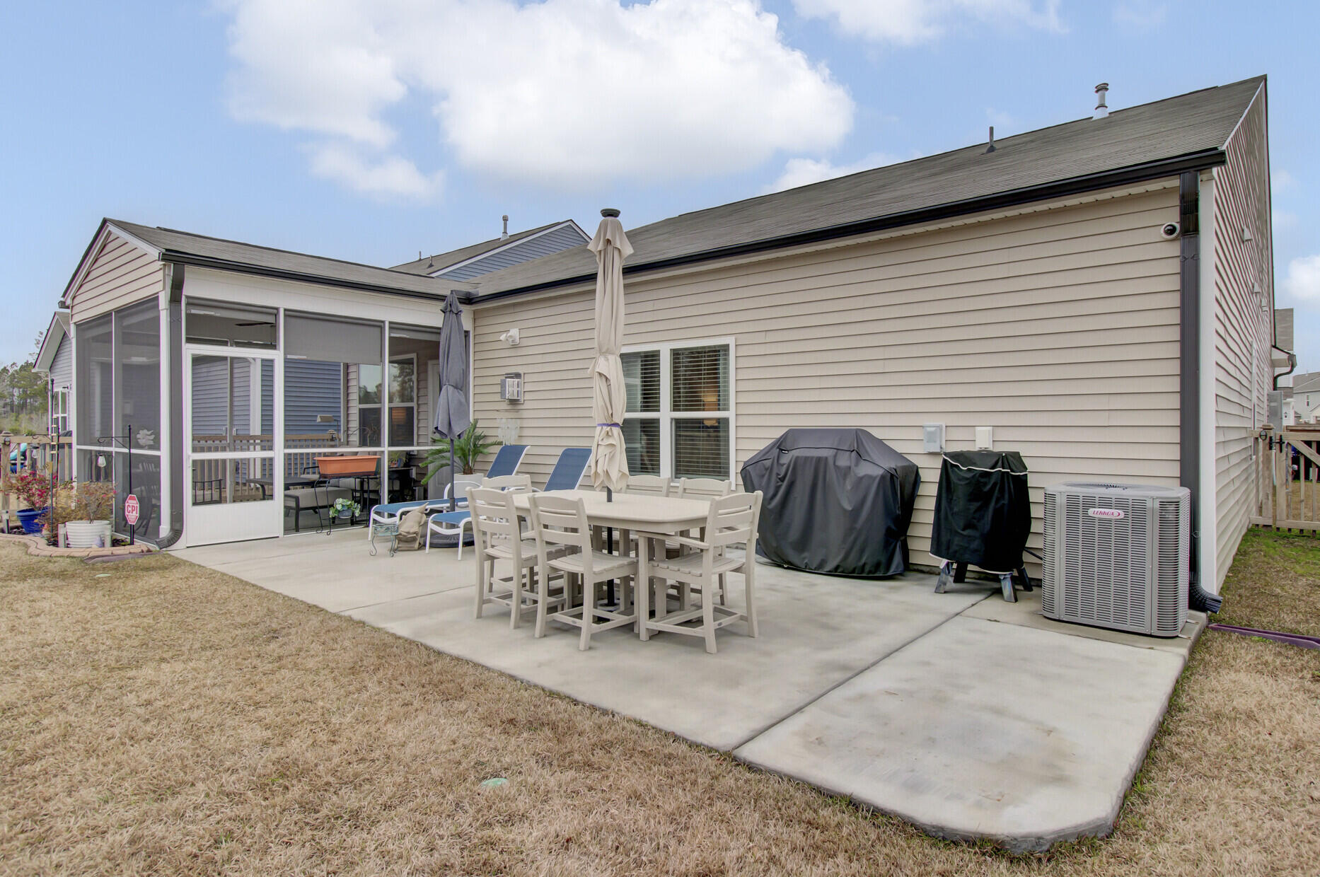 138 Hayworth Road Summerville, SC 29486 - Photo 34 of 60 40_40_mls