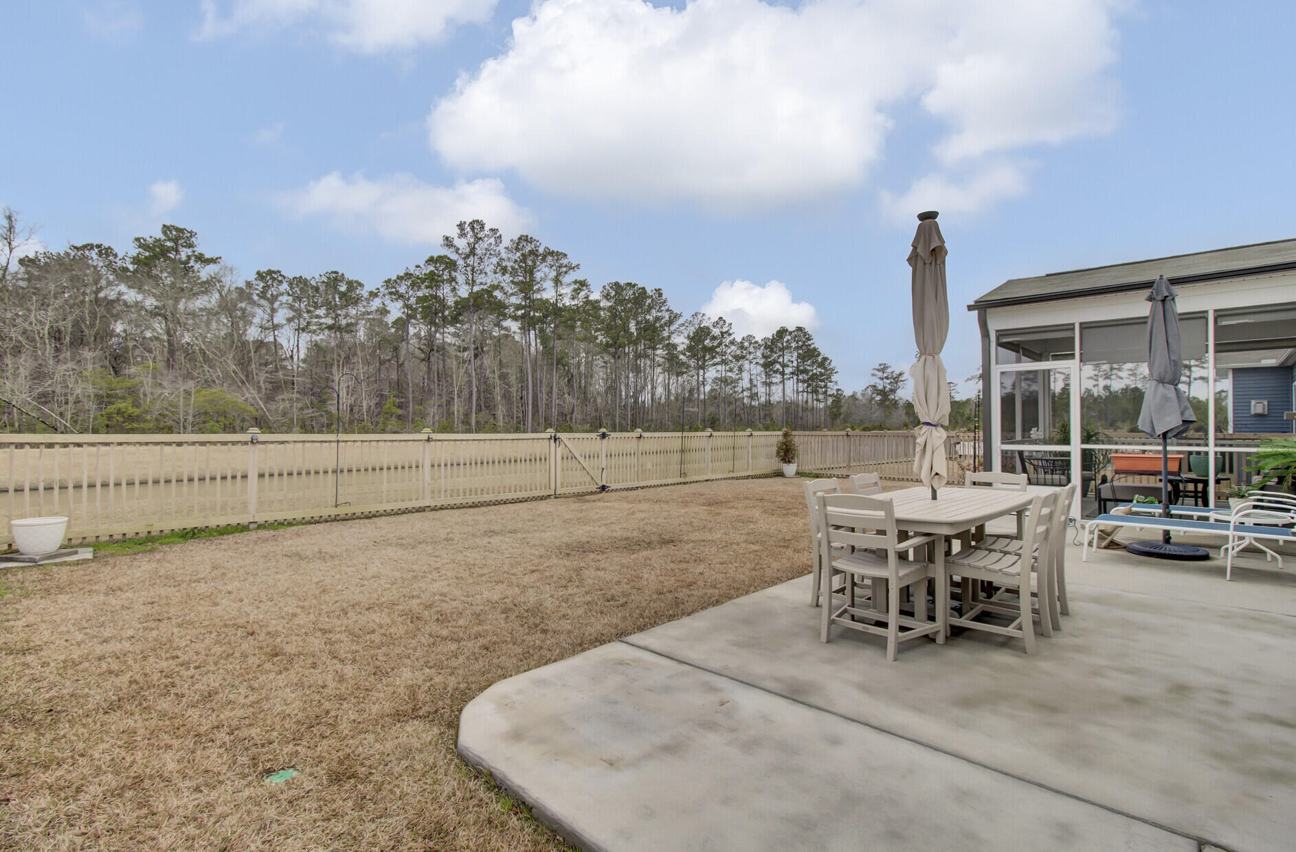 138 Hayworth Road Summerville, SC 29486 - Photo 35 of 60 41_41_mls