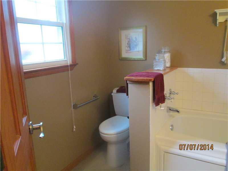 523 Braugham Road Indianapolis, IN 46227 - Photo 9 of 13 Gallery Image 9