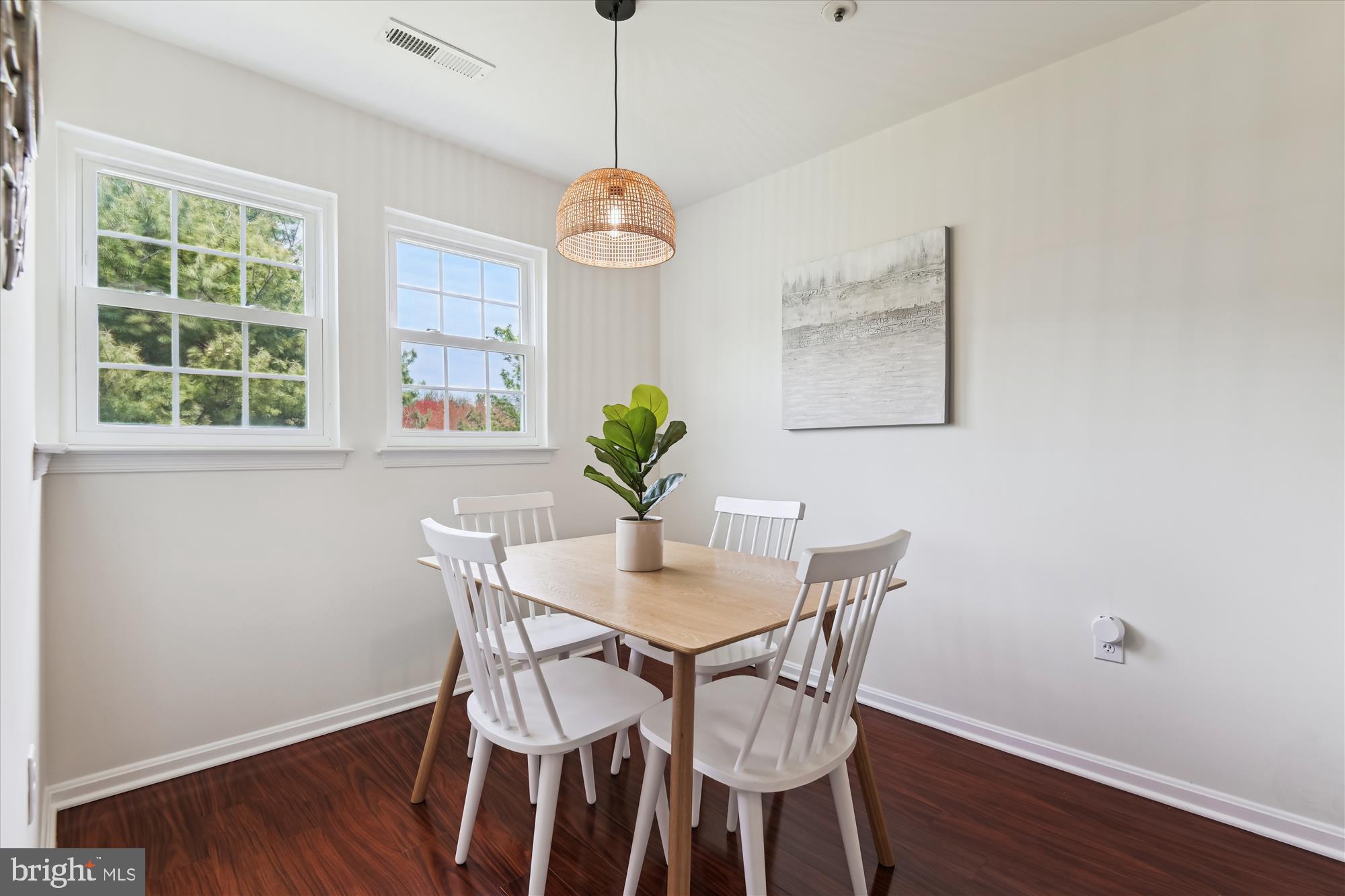 8369 Montgomery Run Road, Unit J Ellicott City, MD 21043 - Photo 18 of 40 FORMAL DINING ROOM