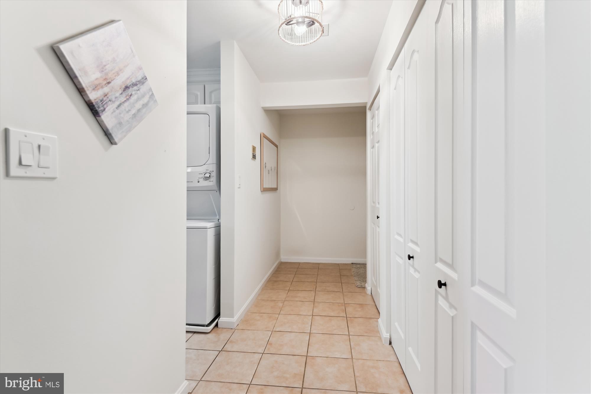 8369 Montgomery Run Road, Unit J Ellicott City, MD 21043 - Photo 4 of 40 LARGE COAT CLOSET