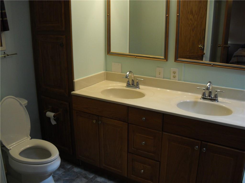 340 Deerfield Road Washington, PA 15301 - Photo 12 of 27